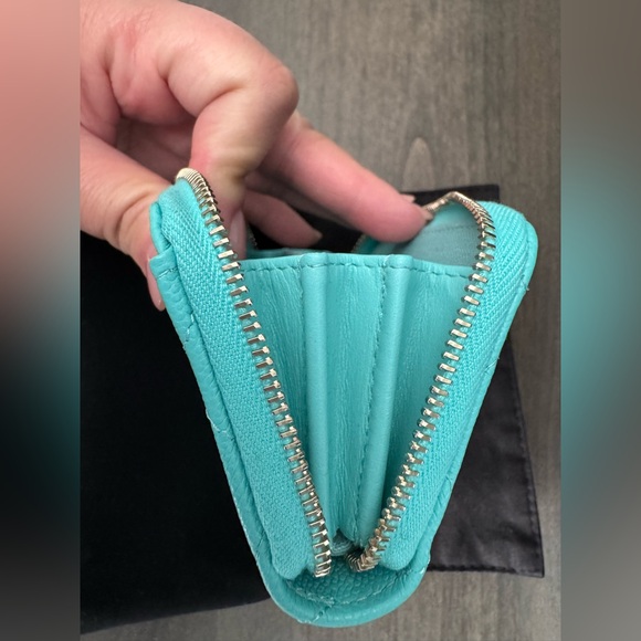 Chanel Classic Zipped Coin Purse in Turquoise - New - Picture 6 of 8